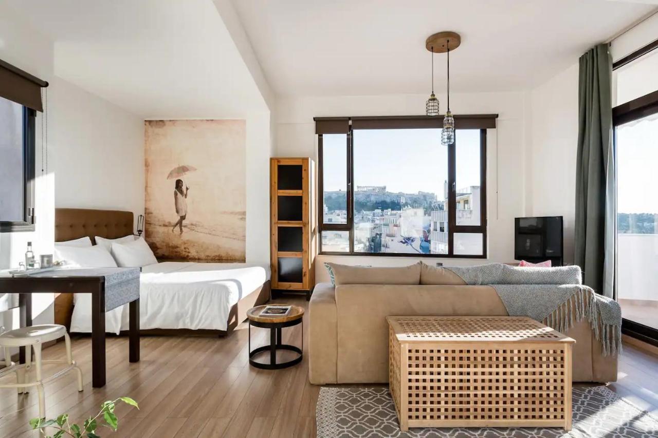 Explore Nightlife Near An With An Acropolis View